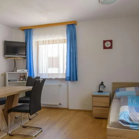 Apartment Haus Schimpfossel