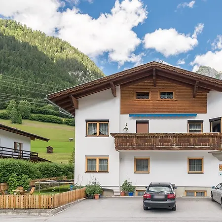 Apartment Haus Schimpfossel Flirsch